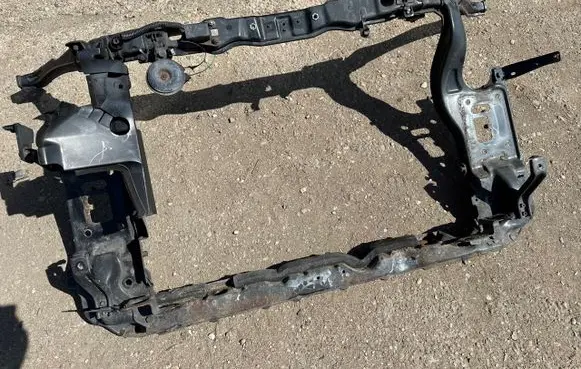 Renault Koleos I Radiator support slam panel