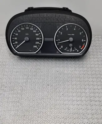BMW 1 E81 E87 Speedometer (instrument cluster) 9187038 150306327 102493293