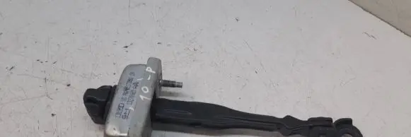 Opel Astra J Front door check strap stopper 13270665AA