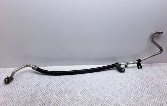 Toyota Avensis T250 Air conditioning (A/C) pipe/hose 8870405360