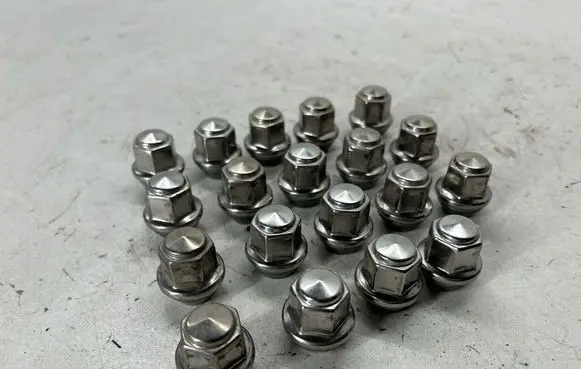 Ford Escape IV Nuts/bolts ACPZ1012H CV6Z1012C