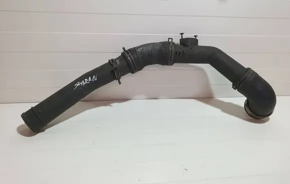 Intercooler hose/pipe