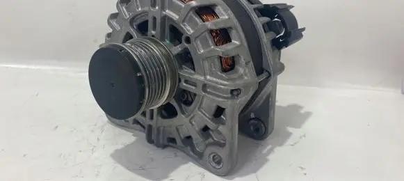 Renault Kadjar Generator/alternator FG18T177 2717071B 288581
