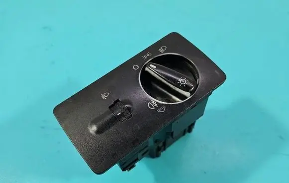 Skoda Fabia Mk1 (6Y) Light switch IMPRK1593944