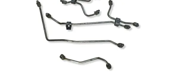 Lexus IS 220D-250-350 Fuel injector supply line/pipe 