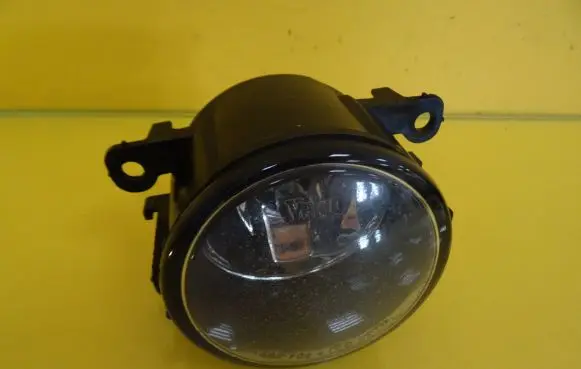 Renault Scenic III - Grand scenic III Front fog light 8200074008