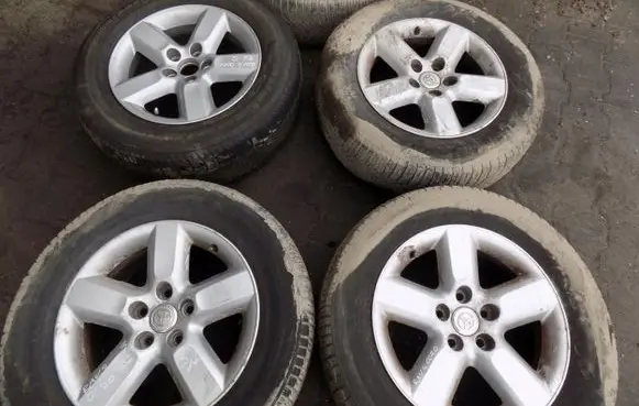 Toyota RAV 4 (XA20) R16 alloy rim 