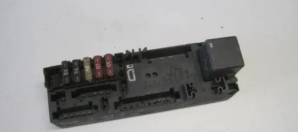 Mercedes-Benz E W210 Fuse module A0005400372