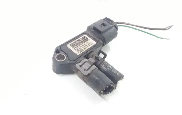 Skoda Octavia Mk2 (1Z) Exhaust gas pressure sensor 076906051B