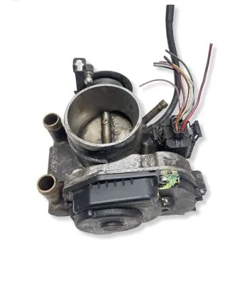 Volkswagen PASSAT B5 Throttle valve 408237212002 058133063