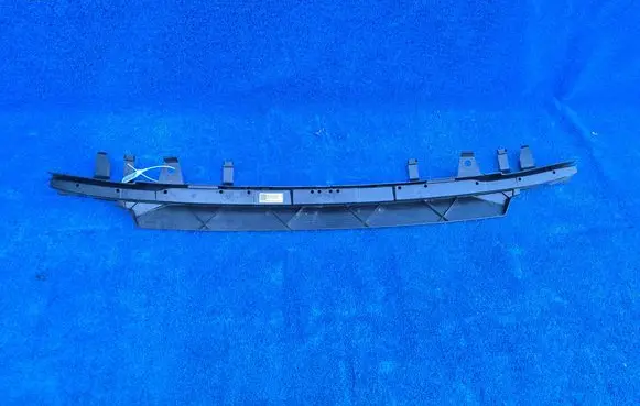 BMW 5 G60 G61 Front bumper foam support bar 8085212
