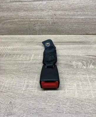 BMW 1 E82 E88 Rear seatbelt buckle 9117261 603853900