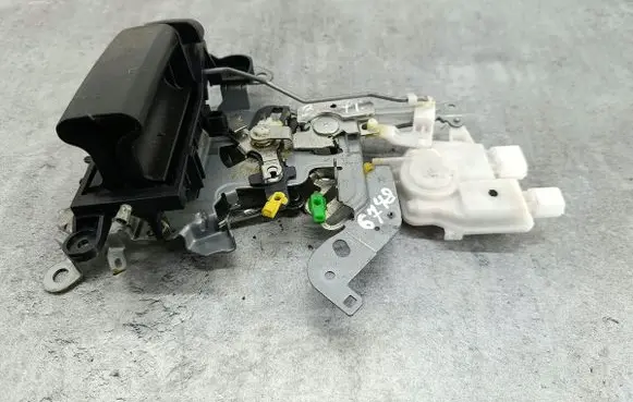 Mazda 5 Sliding door lock