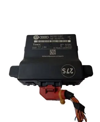 Volkswagen Golf V Gateway control module 1K0907530E 1K0907951