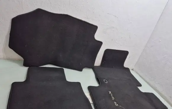 Toyota RAV 4 (XA50) Car floor mat set 