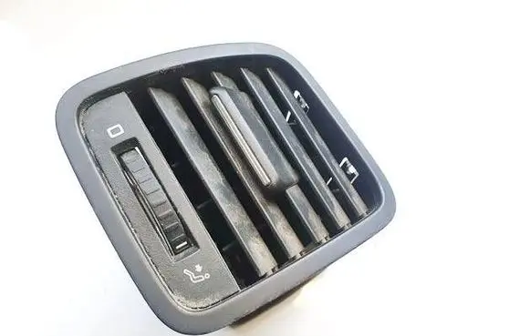 Skoda Yeti (5L) Dashboard side air vent grill/cover trim 5l0819701 8108530