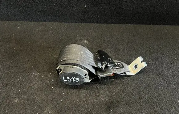 Ford C-MAX I Rear seatbelt 3M51R611B69AH