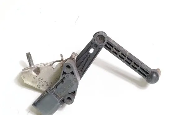 Tesla Model 3 Rear air suspension level height sensor 104497100C