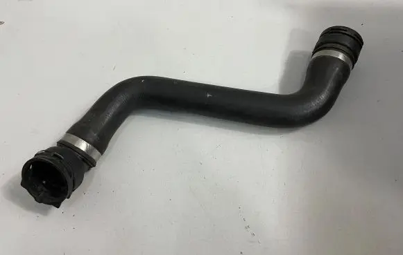 BMW 5 F10 F11 Engine coolant pipe/hose 7809821