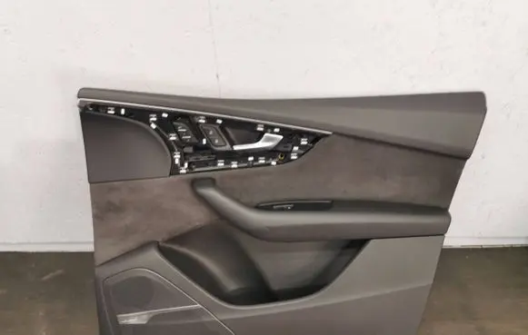 Audi Q7 4M Door card panel trim set 4M9