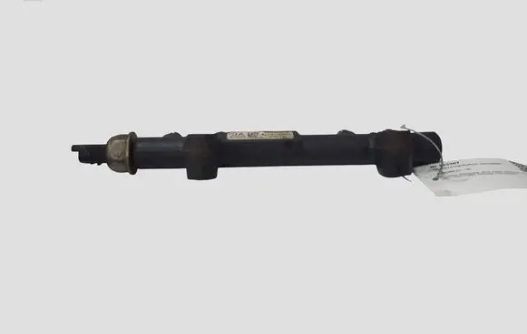 Volvo V60 Fuel main line pipe 9685297580