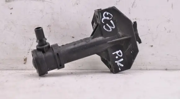 Audi Q3 8U Headlight washer spray nozzle 8U0955101B