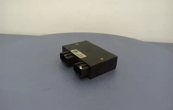 Volkswagen New Beetle Comfort/convenience module 1JM907291