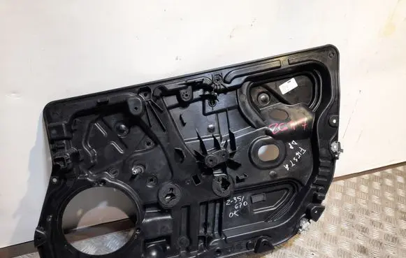 Ford Fiesta Front window lifting mechanism without motor D2BBA203A28AC