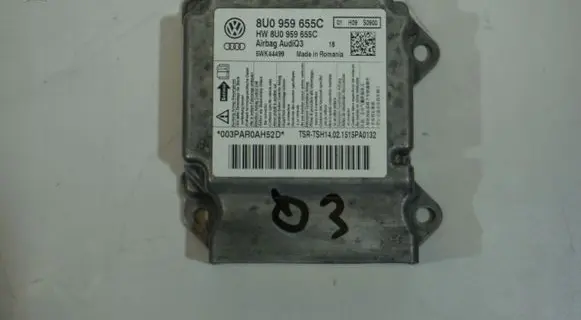 Audi Q3 8U Airbag control unit/module 