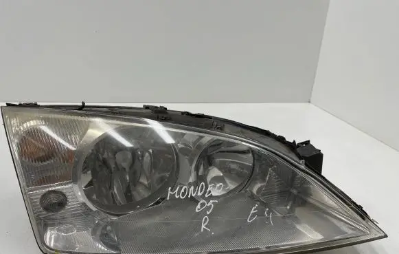 Ford Mondeo Mk III Headlight/headlamp 1S7113005AM 0301174202