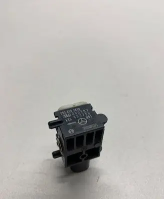 Mercedes-Benz R W251 Airbag deployment crash/impact sensor 0038202826 403750 240707