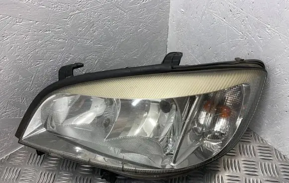 Opel Zafira A Headlight/headlamp 89100054