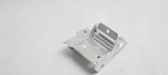 BMW 5 F10 F11 Radiator mount bracket 7186514