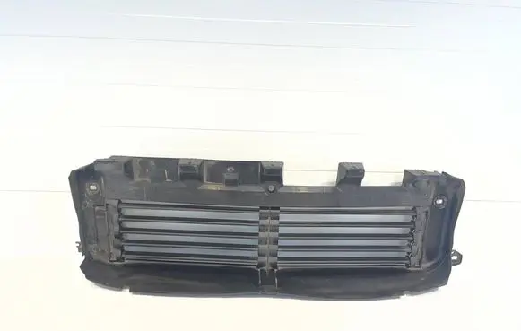 Volvo XC40 Intercooler air guide/duct channel 31455415