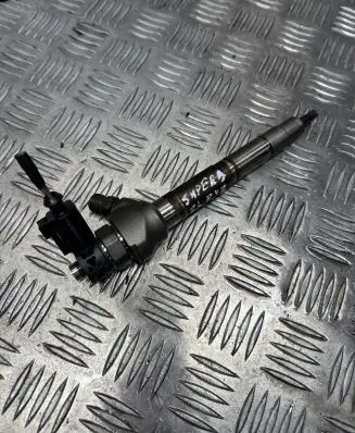 Skoda Superb B8 (3V) Fuel injector 04L130277AC