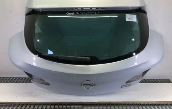 Opel Astra J Tailgate/trunk/boot lid