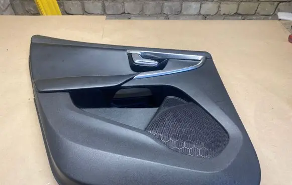 Volvo V40 Rear door card panel trim 1319940 31407500