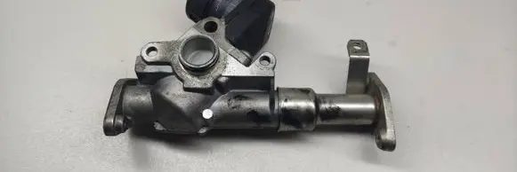BMW 1 E81 E87 EGR valve 7563241
