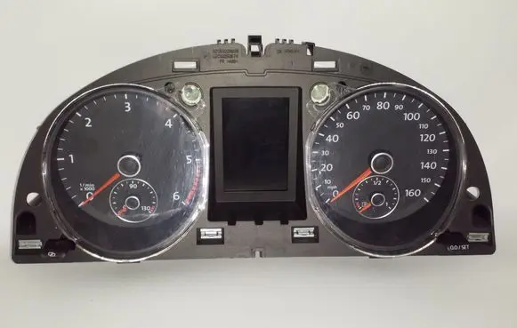 Volkswagen PASSAT B7 Speedometer (instrument cluster) 3AA920970E A2C53238928