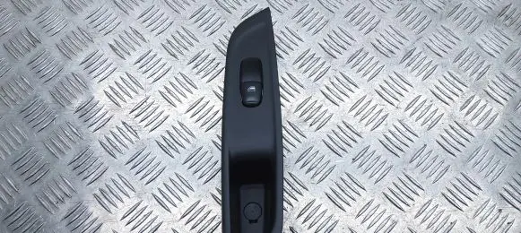 Nissan Micra K14 Electric window control switch 829505FA1E