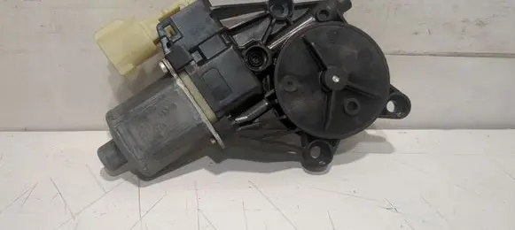 Ford Fiesta Front door window regulator motor 0130822619