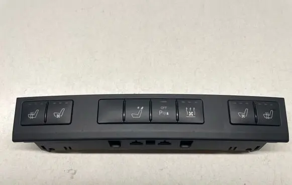 Mercedes-Benz E W212 Seat heating switch A2128203810 2128203810