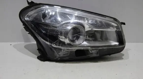 Nissan Qashqai Headlight/headlamp