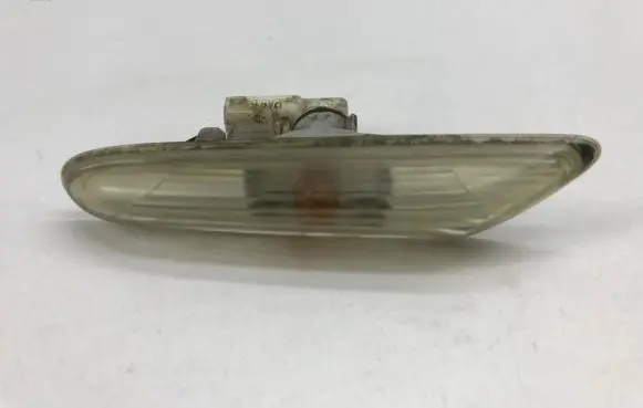 BMW 3 E90 E91 Front fender indicator light 7253325