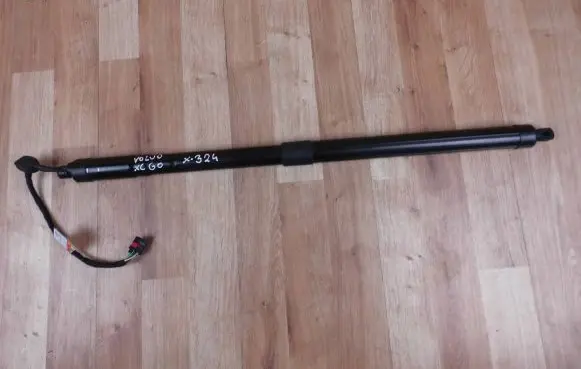 Volvo XC60 Tailgate strut 32136006