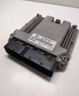 Volkswagen Touran I Engine control unit/module 03G906016A 1039S02834 0281010731