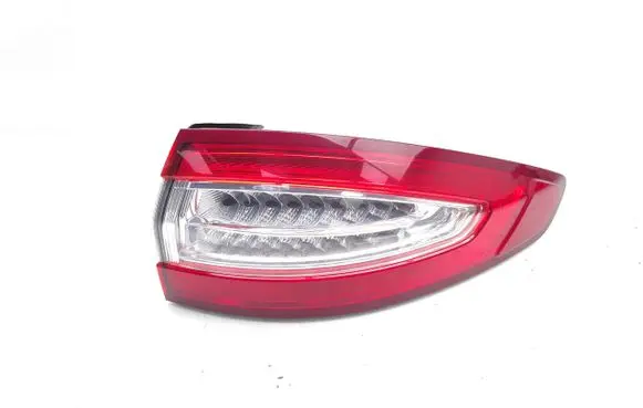 Ford Mondeo MK V Rear/tail lights DS73-13404-FH 21030206