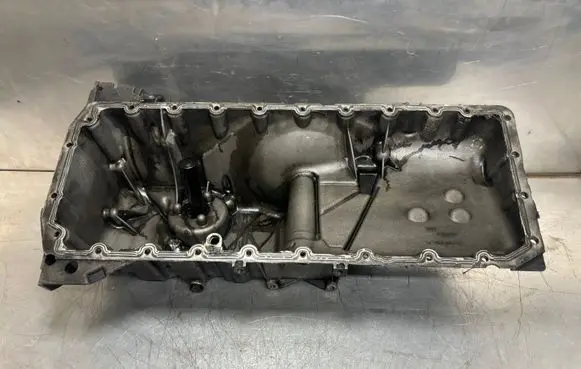 BMW X5 E70 Oil sump 11137796