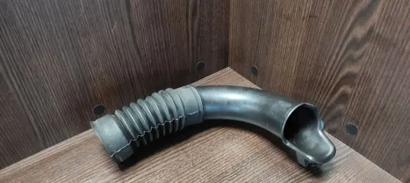 Ford Transit Air intake hose/pipe 6C119A675C