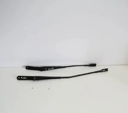 Audi A4 S4 B9 8W Windshield/front glass wiper blade 8W29554078W2955408
